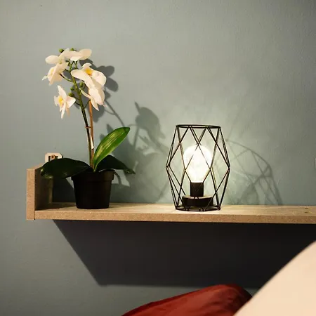 Urban Bliss - Bright, Calm & Spacious Selanik
