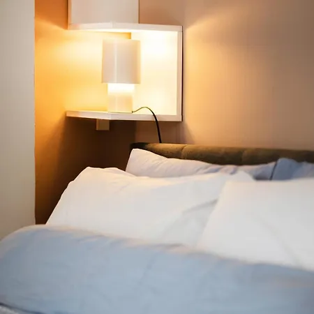 Urban Bliss - Bright, Calm & Spacious Apartment Thessaloniki