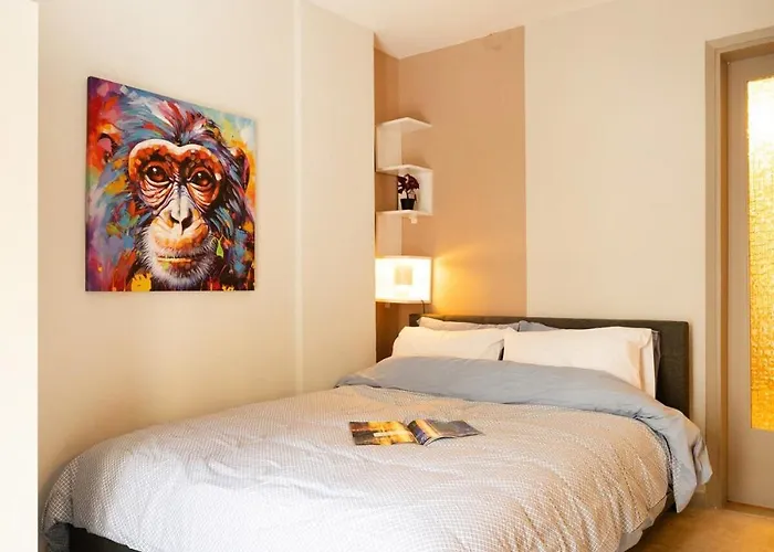 Urban Bliss - Bright, Calm & Spacious Апартаменты